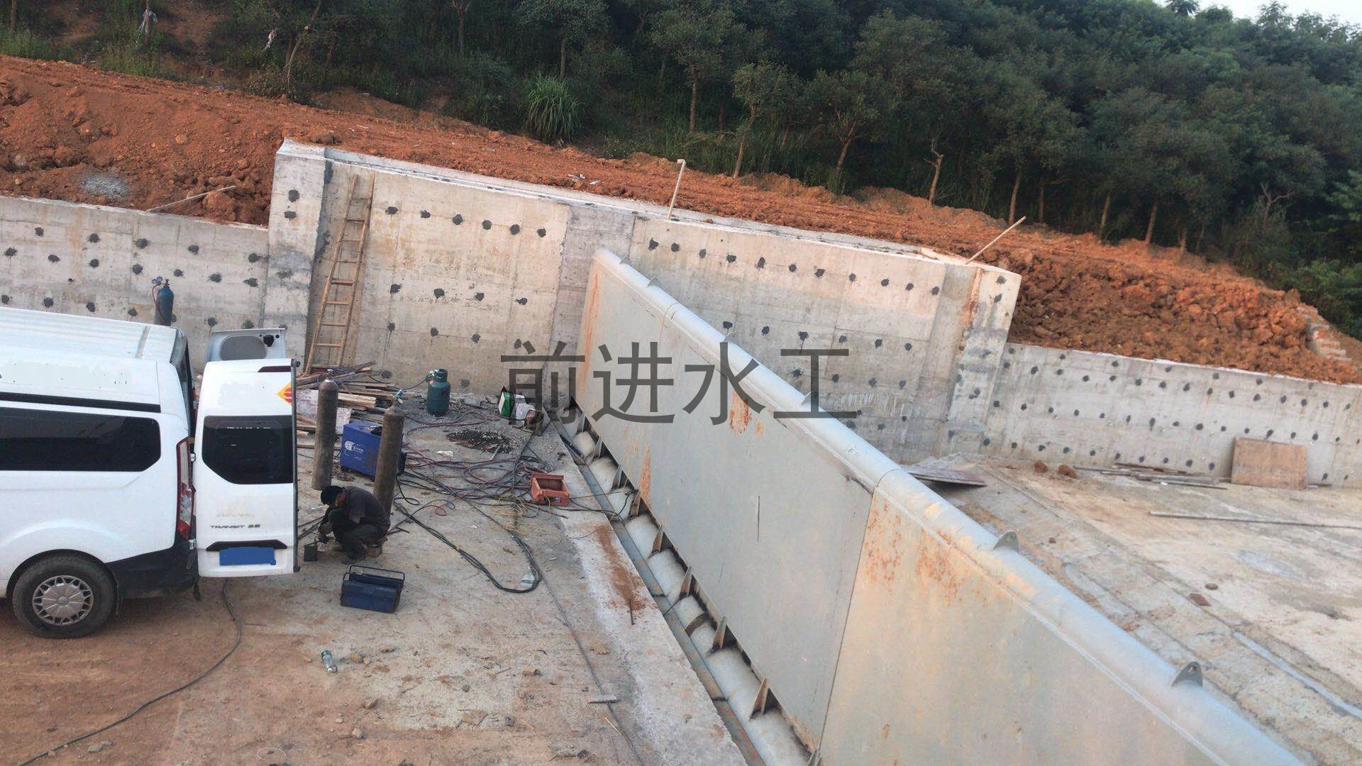 河北液壓鋼壩生產(chǎn)